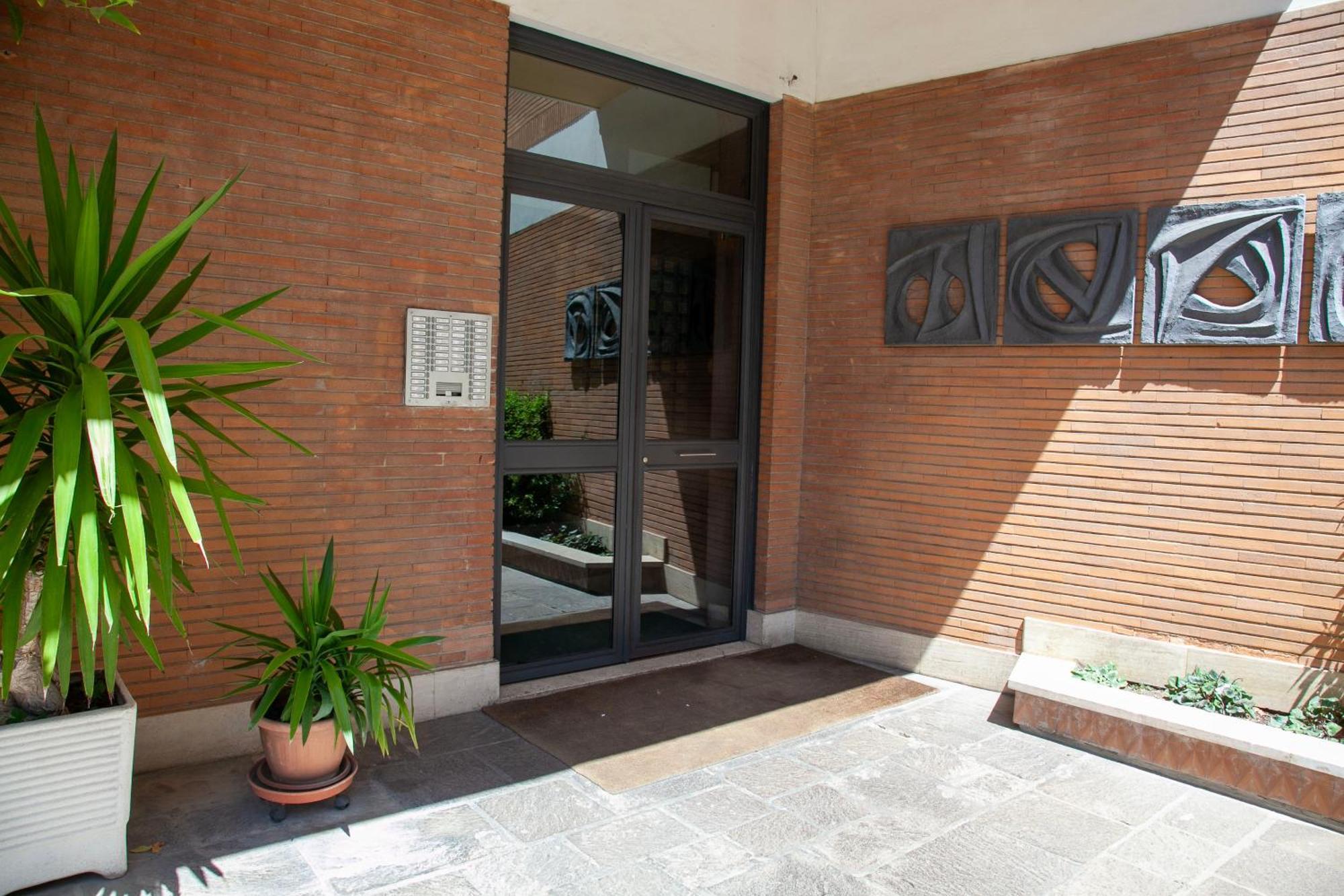 Apartamento Romamo Sogliano4 *